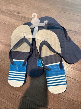 Men’s Sun And Sky 2Pk Flip Fllops Size 10-11